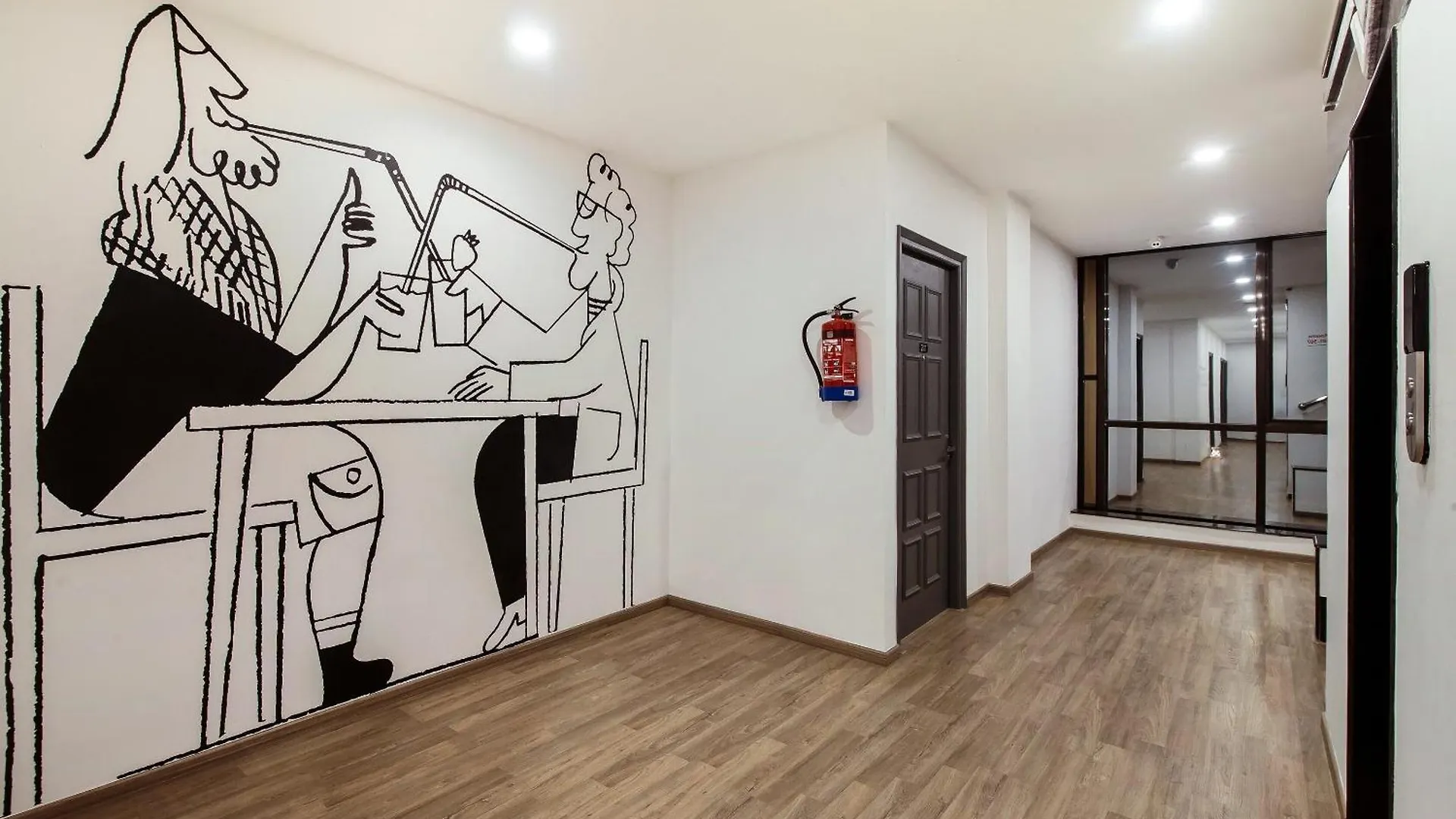 Townhouse Sulit Hotel Tajganj